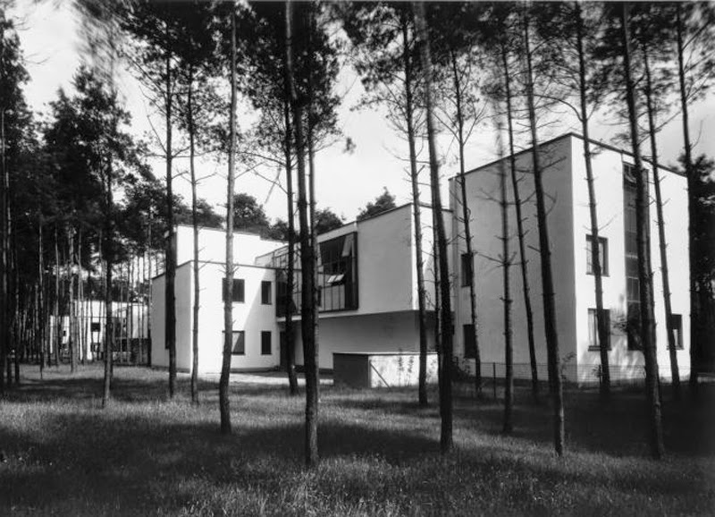 Casas de los profesores de la Bauhaus en Dessau, fotografía de Lucia Moholy.